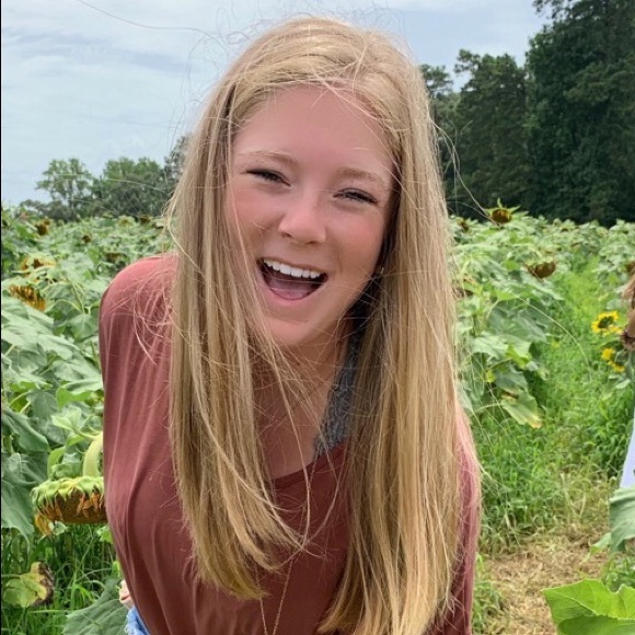 Meet your Posher, Presley - Picture 1 of 1